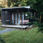 Rekreacni A Skolici Stredisko Zajezek 아파트