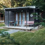 아파트 Rekreacni A Skolici Stredisko Zajezek