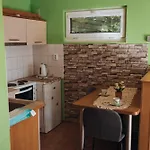Rekreacni A Skolici Stredisko Zajezek