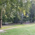 Rekreacni A Skolici Stredisko Zajezek