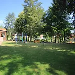 아파트 Rekreacni A Skolici Stredisko Zajezek