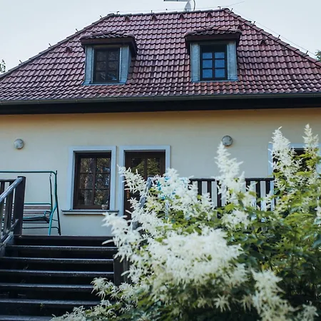 Rekreacni A Skolici Stredisko Zajezek Chlum u Trebone