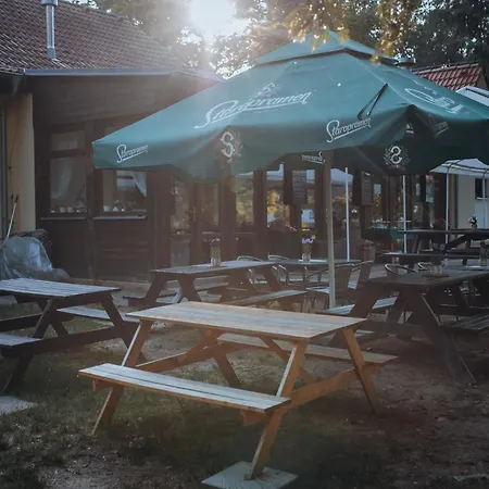 Rekreacni A Skolici Stredisko Zajezek *