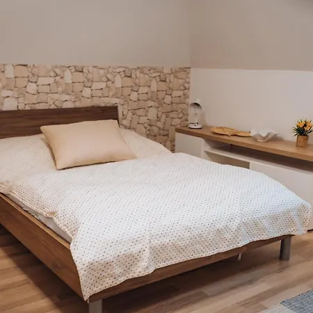 Appartement Rekreacni A Skolici Stredisko Zajezek Chlum u Trebone