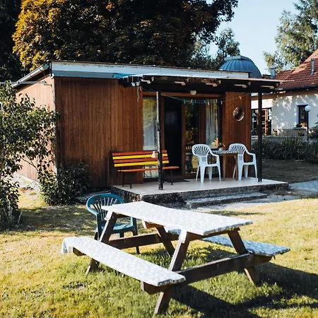Apartament Rekreacni A Skolici Stredisko Zajezek *
