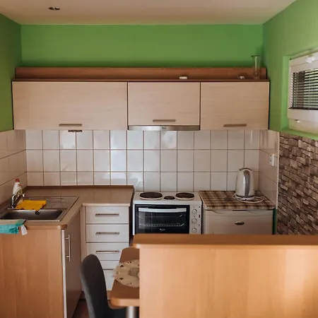 Rekreační A školicí Středisko Zájezek Chlum u Trebone